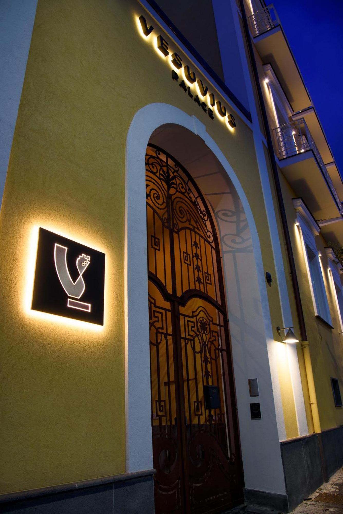 Vesuvius Palace Aparthotel Ерколано Екстериор снимка